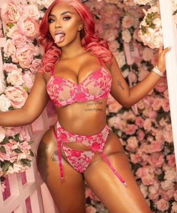 Людмила, 22 года